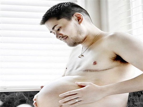 mo-thay-dan-ong-co-bau